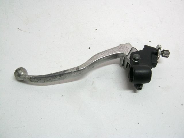 Support levier embrayage YAMAHA 50 TZR an 2005 type 5WX réf 5WXH29110000, 5WXH39120000 