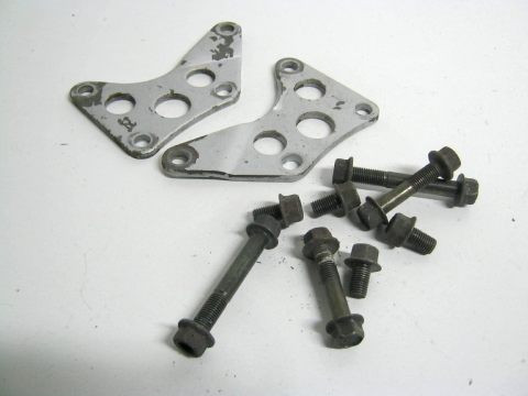 Support , axe moteur YAMAHA 125 YZ an 1980 