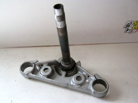 T de fouche inférieur moto KAWASAKI réf:K144.6