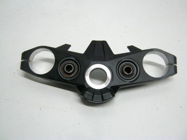 Té de fourche supérieur KAWASAKI Z 800 an 2016 réf 44039-0130 