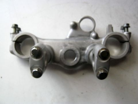 T de fourche supérieur,pontets de guidon HONDA 650 AFRICA TWIN année:1988 type:RD03 réf:53220-MS8-010,53132-MS8-000