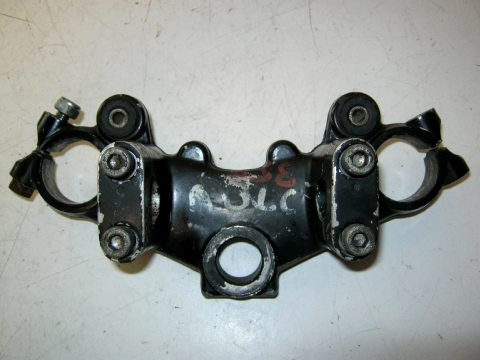 T supérieur de fourche YAMAHA 125 RDLC année:1986 type:1GW 