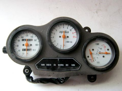 Tableau de bord,compteur APRILIA 125 AF1 année:1989 type:EH
