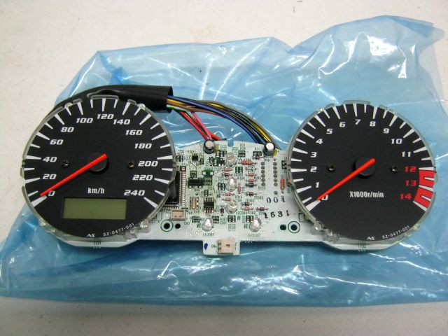Tableau de bord compteur SUZUKI 600 GSF , BANDIT an 2004 rèf 34120-31F10 