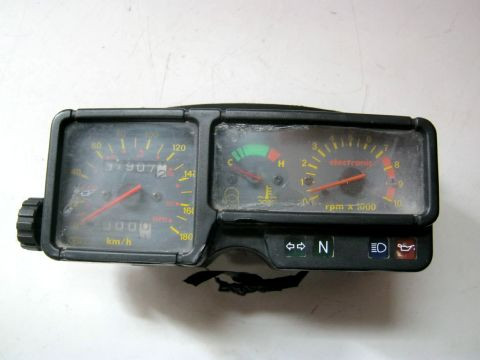 Tableau de bord GILERA 600 NORDWEST année:1995 type:228 