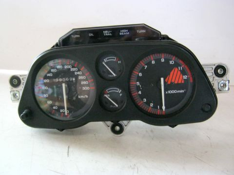 Tableau de bord ,compteur,compte tour HONDA 1000 CBR année:1988 type:SC21 réf:37100-MM5-921