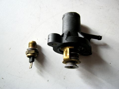 Thermostat PIAGGIO 125 X9 année:2002