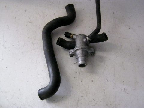 Thermostat,sonde durite SUZUKI 650 SV année:2004 type:LJS17L40J174