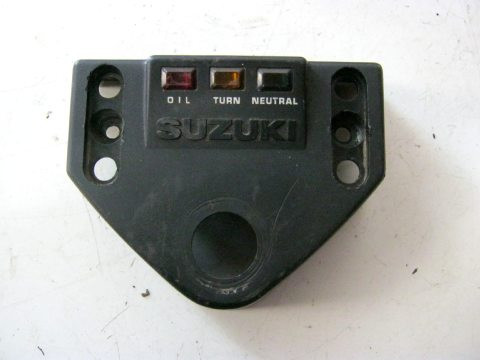Support voyant de tableau de bord SUZUKI 125 TS année:1980 